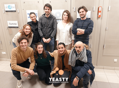 L'équipe Yeasty s'installant au bâtiment B7 du biocluster Genopole