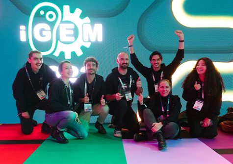 Equipe iGEM 2023 Evry Paris-Saclay - Médaille d'or et prix du meilleur Hardware avec leur projet OptoGenEYEsis.