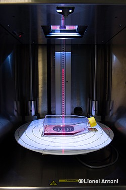 Irradiateur - Plateforme mutualisée d'irradiation expérimentale - Genopole - Lionel Antoni