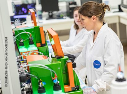 Plateforme Bioproduction automatisée - I-Stem CECS ©ChristopheHargoues-Genopole2024