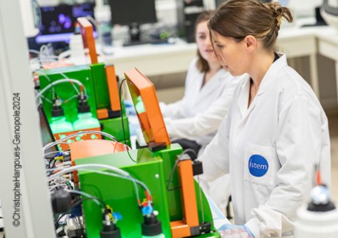 Plateforme Bioproduction automatisée - I-Stem CECS ©ChristopheHargoues-Genopole2024